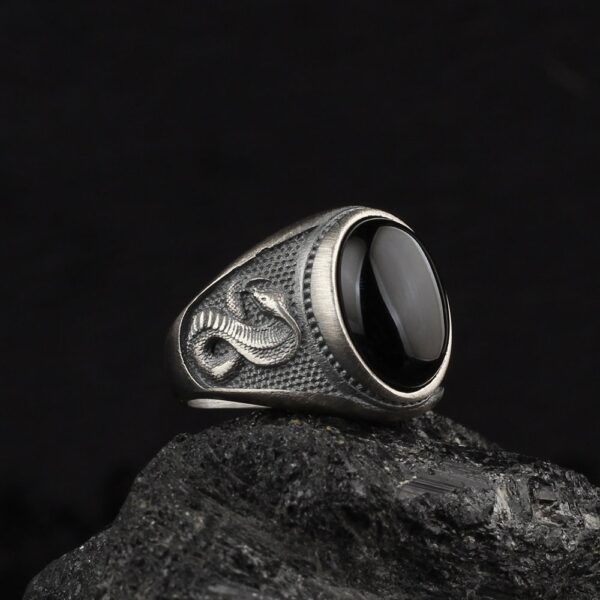 sterling silver snake ring with black onyx gemstone