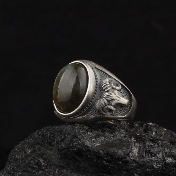 the goat head ring is a product of high class craftsmanship and intricate designing. it's solid structure makes it a perfect piece to use as an everyday jewelry to elevate your style. espada silver
