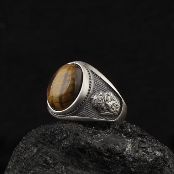 the odin allfather ring is a product of high class craftsmanship and intricate designing. it's solid structure makes it a perfect piece to use as an everyday jewelry to elevate your style. espada silver