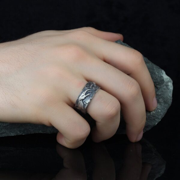 the creation of adam ring is a product of high class craftsmanship and intricate designing. it's solid structure makes it a perfect piece to use as an everyday jewelry to elevate your style. espada silver