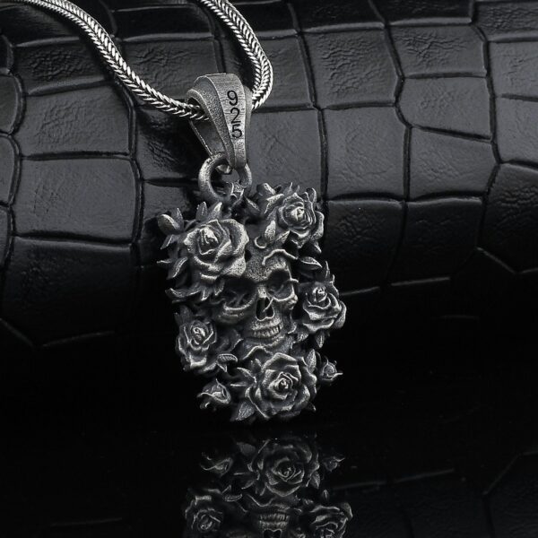 the skull rose necklace is a product of high class craftsmanship and intricate designing. it's solid structure makes it a perfect piece to use as an everyday jewelry to elevate your style. espada silver