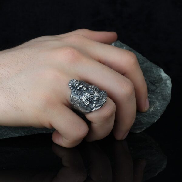 the mens pharaoh ring sterling silver is a product of high class craftsmanship and intricate designing. it's solid structure makes it a perfect piece to use as an everyday jewelry to elevate your style.   espada silver