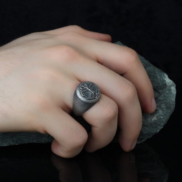 the tree of life signet ring is a product of high class craftsmanship and intricate designing. it's solid structure makes it a perfect piece to use as an everyday jewelry to elevate your style. espada silver