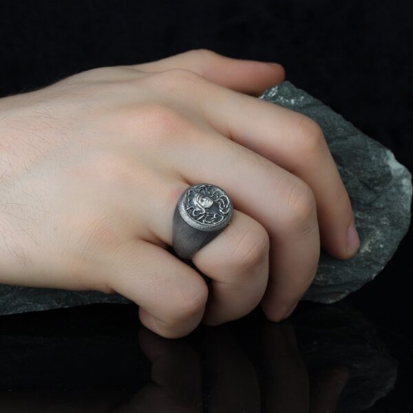 the medusa signet ring is a product of high class craftsmanship and intricate designing. it's solid structure makes it a perfect piece to use as an everyday jewelry to elevate your style. espada silver