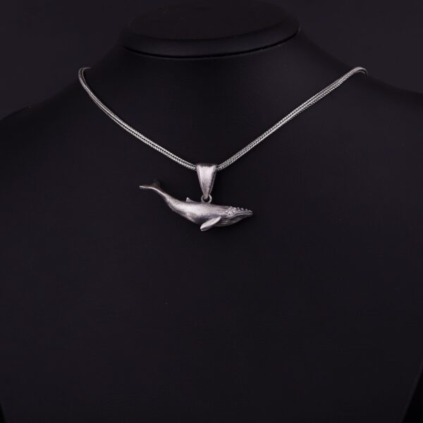 the great whale necklace is a product of high class craftsmanship and intricate designing. it's solid structure makes it a perfect piece to use as an everyday jewelry to elevate your style. espada silver