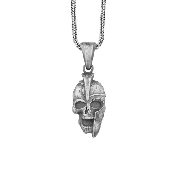 the the warrior skull necklace is a product of high class craftsmanship and intricate designing. it's solid structure makes it a perfect piece to use as an everyday jewelry to elevate your style. espada silver