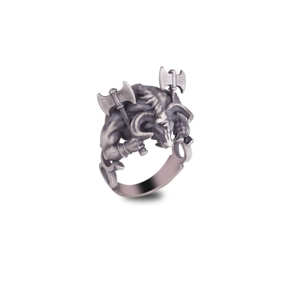 the silver taurus zodiac ring is a product of high class craftsmanship and intricate designing. it's solid structure makes it a perfect piece to use as an everyday jewelry to elevate your style. espada silver