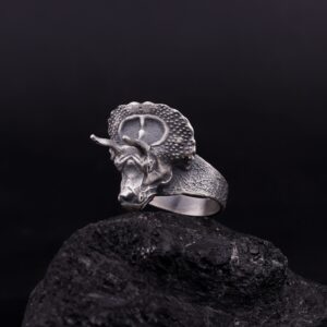 triceratops ring