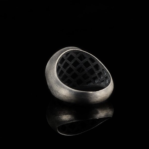 the sterling silver isis ring is a product of high class craftsmanship and intricate designing. it's solid structure makes it a perfect piece to use as an everyday jewelry to elevate your style. espada silver