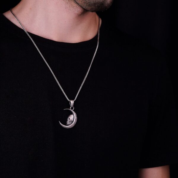 the crescent moon skull necklace is a product of high class craftsmanship and intricate designing. it's solid structure makes it a perfect piece to use as an everyday jewelry to elevate your style. espada silver