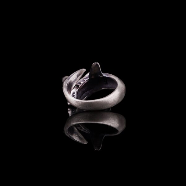 the shark ring is a product of high class craftsmanship and intricate designing. it's solid structure makes it a perfect piece to use as an everyday jewelry to elevate your style. espada silver