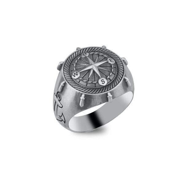 the mens compass ring is a product of high class craftsmanship and intricate designing. it's solid structure makes it a perfect piece to use as an everyday jewelry to elevate your style. espada silver