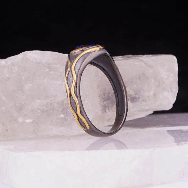 side picture of lord elrond ring